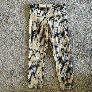 Lululemon tie dye cropped leggings XS